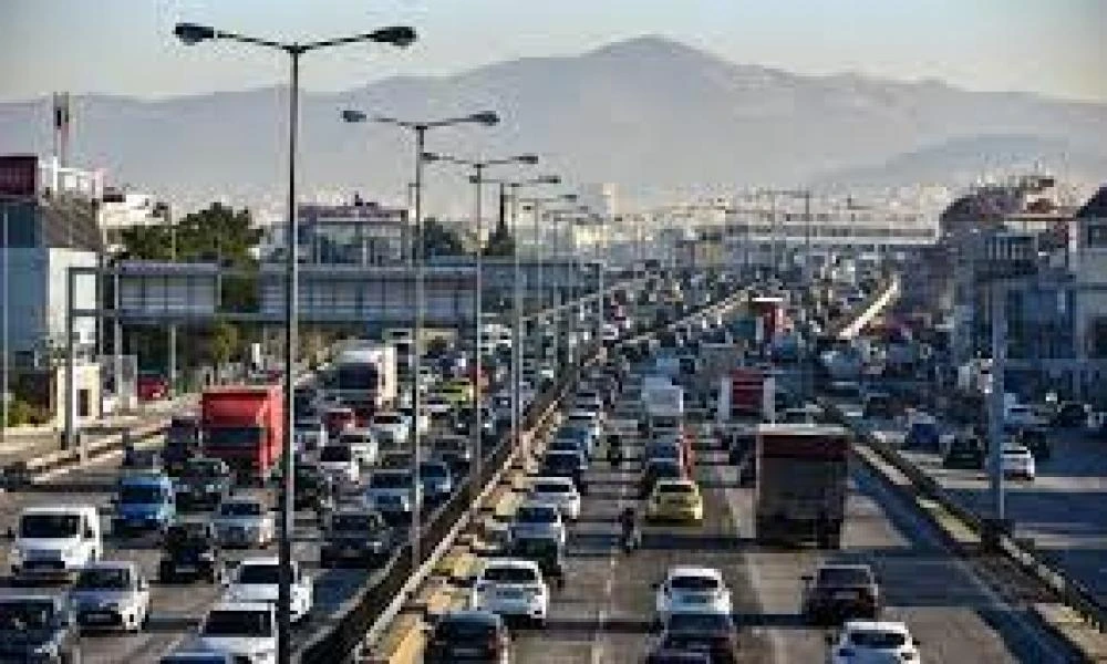 Μποτιλιάρισμα στην κάθοδο της Κηφισού λόγω έργων